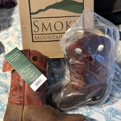 Boys cowboy boots, size 7Y, Never worn!