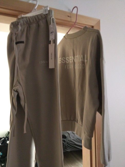 Fearof god Top And bottom medium