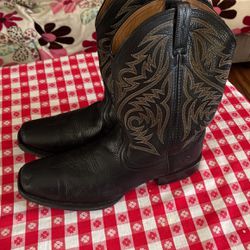 ARIAT BOOTS SIZE 13 In Great Condition 