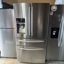 Samsung 4 Door French Door Refrigerator – FlexZone – Large Capacity – Clean