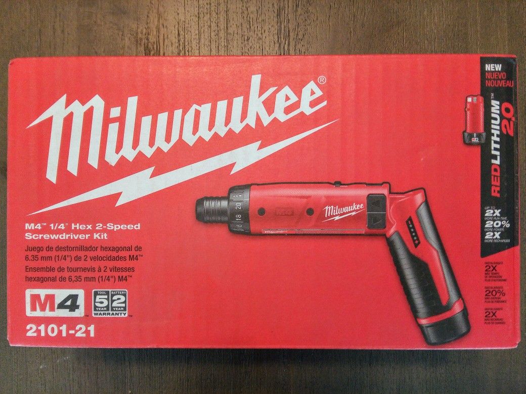 Milwaukee M4 Hex 2-Speed Screwdriver Kit