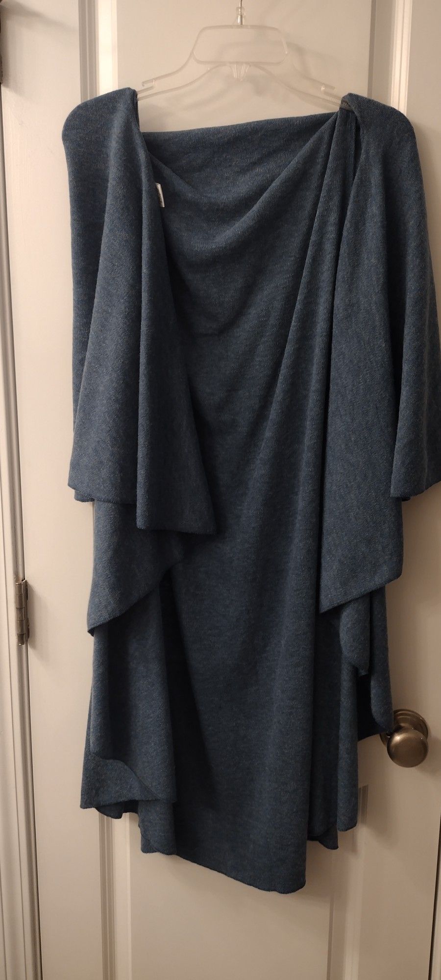 Ladies Clothing City Wrap