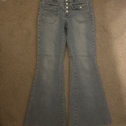 Flared Jeans