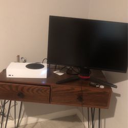 Xbox And Monitor 