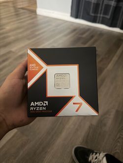 AMD RYZEN 7 9800X3D