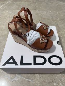 Aldo Carrabririel Platform Wedge Sandal (US 6.5)