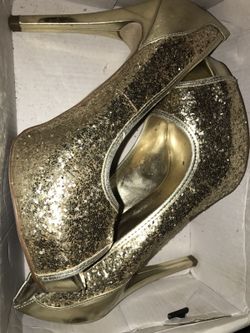 Brand New Guess Heels