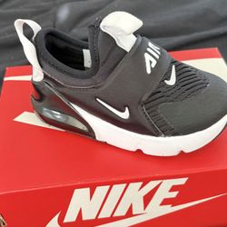 Nike 270