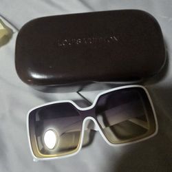 Sunglasses 