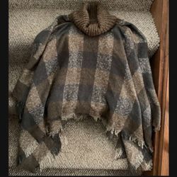 PONCHO SWEATER ONE SIZE