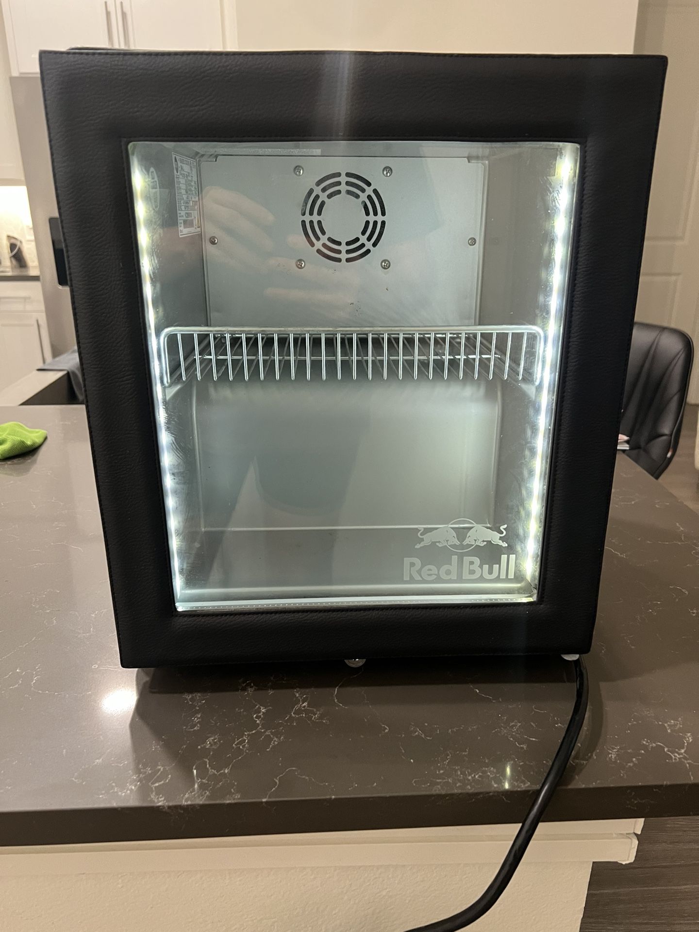 冷蔵庫・冷凍庫 RED BULL LIGHTED COUNTER-TOP MINI FRIDGE Red Bull Baby Cooler/Mini Fridge - Bar/Counter - RBI-BC2 LED