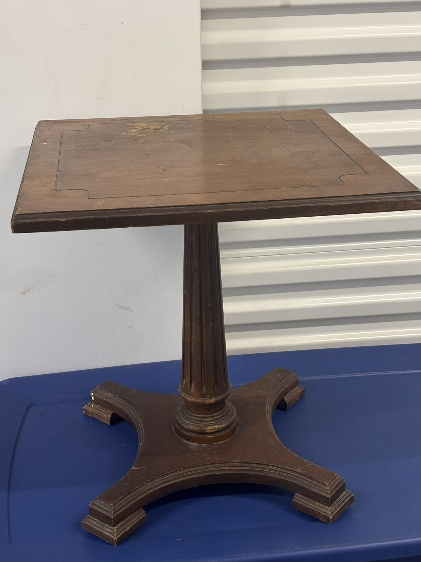 Wood Mersman 8722 pedestal table. Vintage