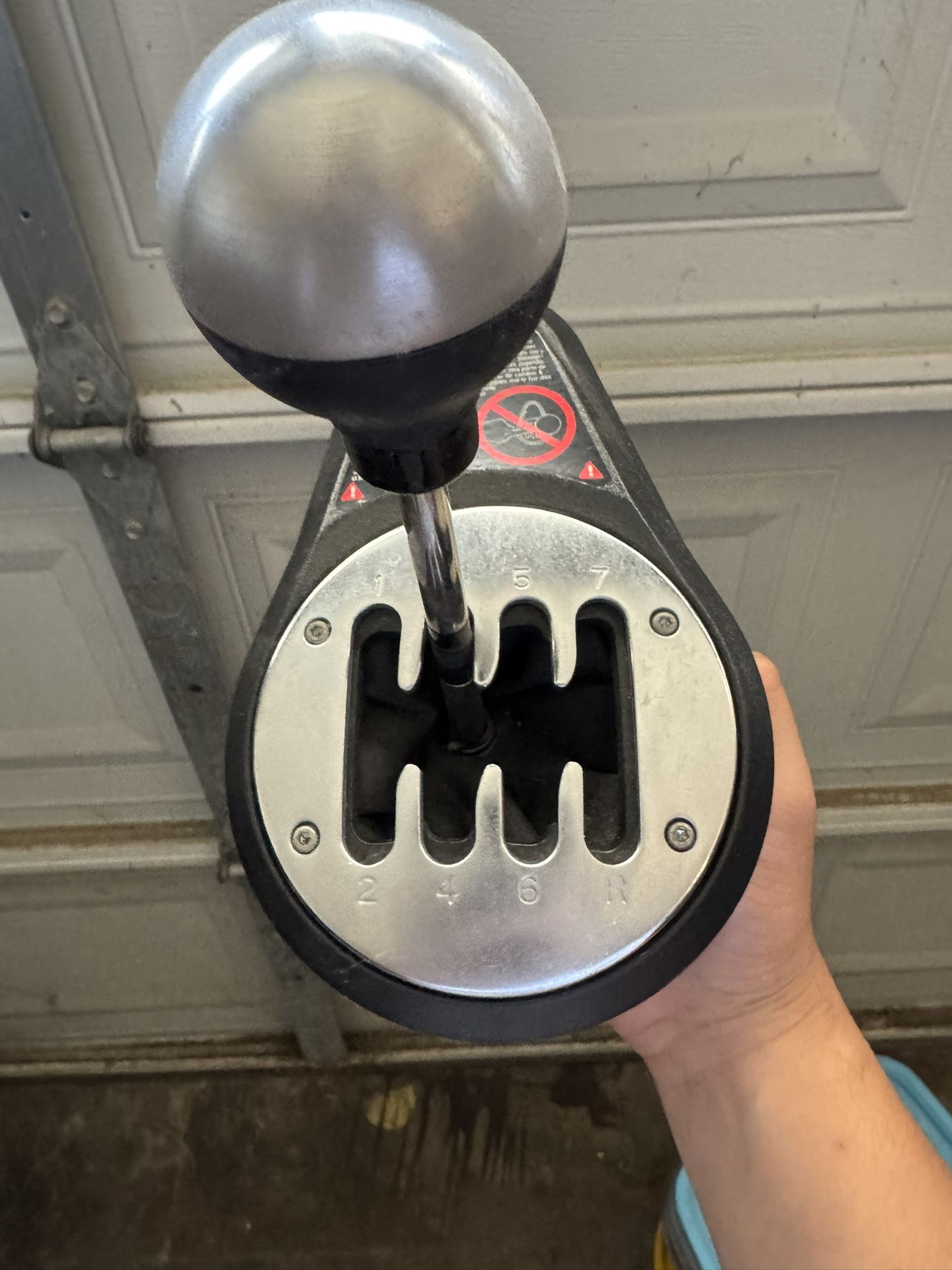 TH8A Thrust master sim racing shifter