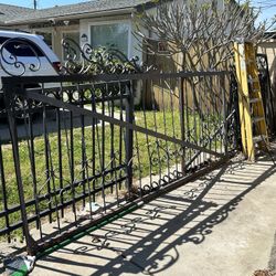 Rod Iron Gate/fence