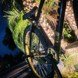 29in Big Flyer (READ DESC)