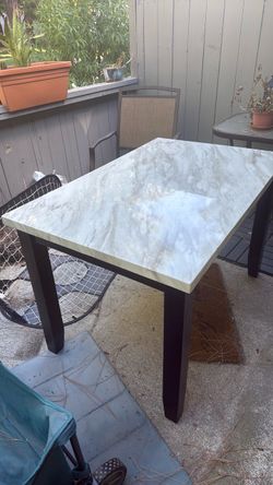 Table and 4 chairs set