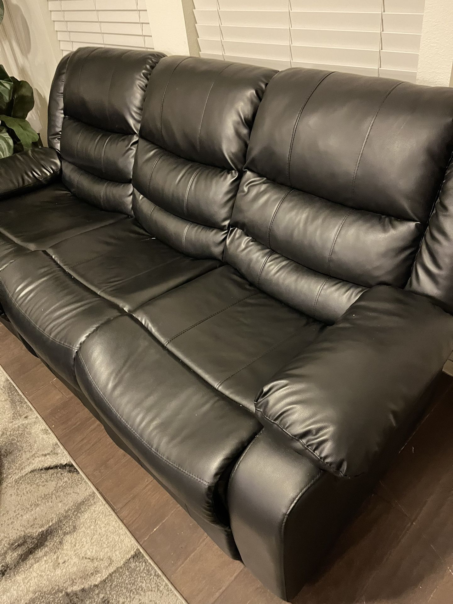 Reclining Couch Set $600