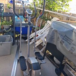 Fitness Connected Elliptical 