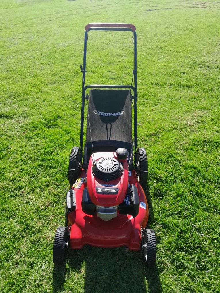 Lawnmower Troy-Bilt Push Honda Engine
