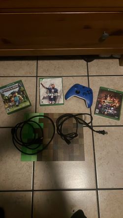 Xbox one S mine craft limited edition 1TB