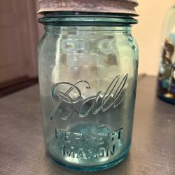 Antique Ball Perfect Mason Blue Jar Half Quart with milkglass Zinc Lid #6 On Base 5.5 (slight chip on mouth of jar under lid)