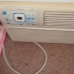 Frigidaire sleeve air conditioner