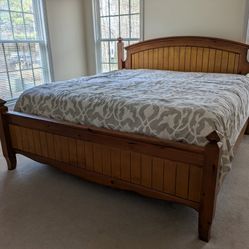 King Sized Bed  Boyd