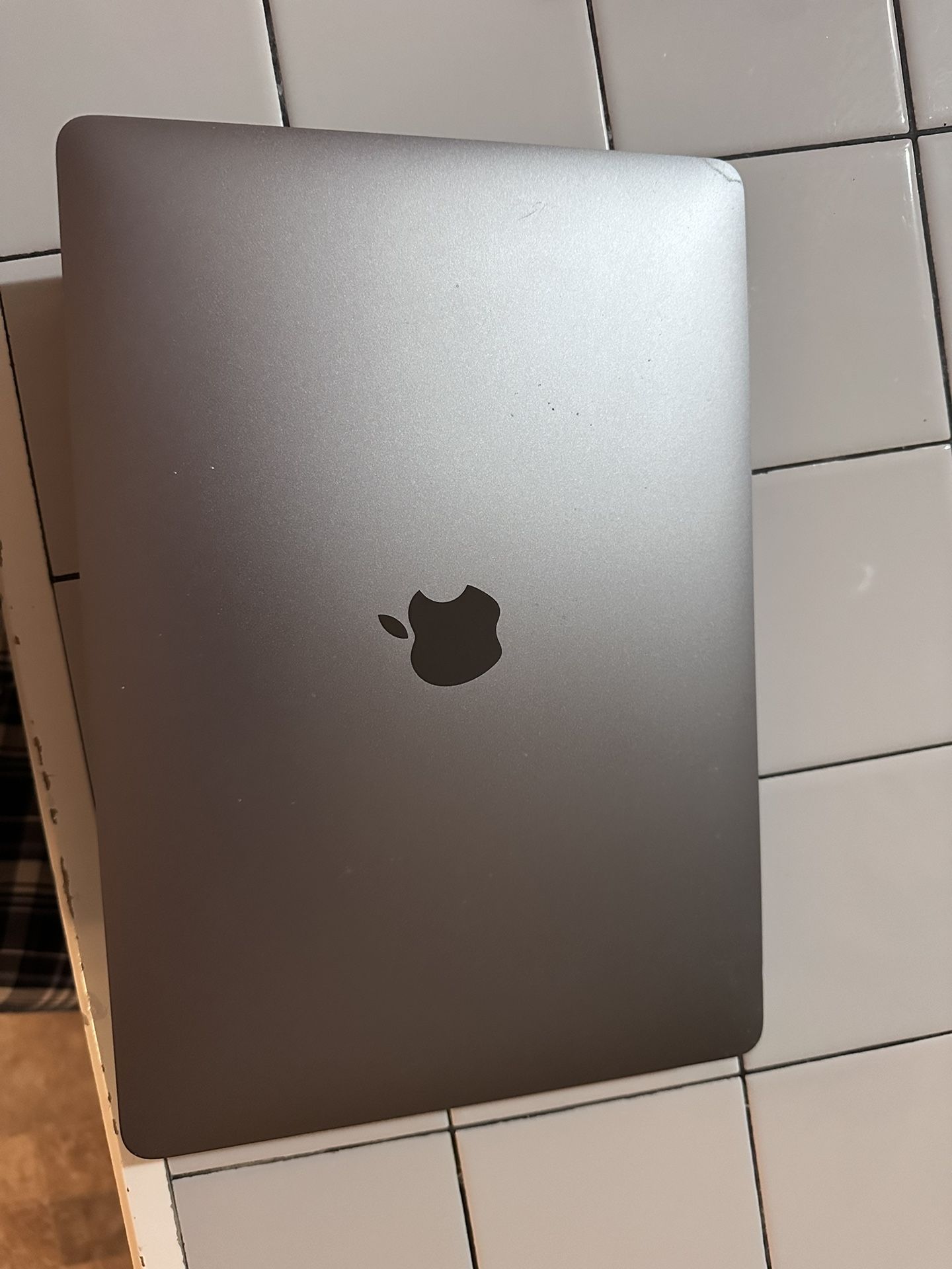 MacBook Air 13inch 2020