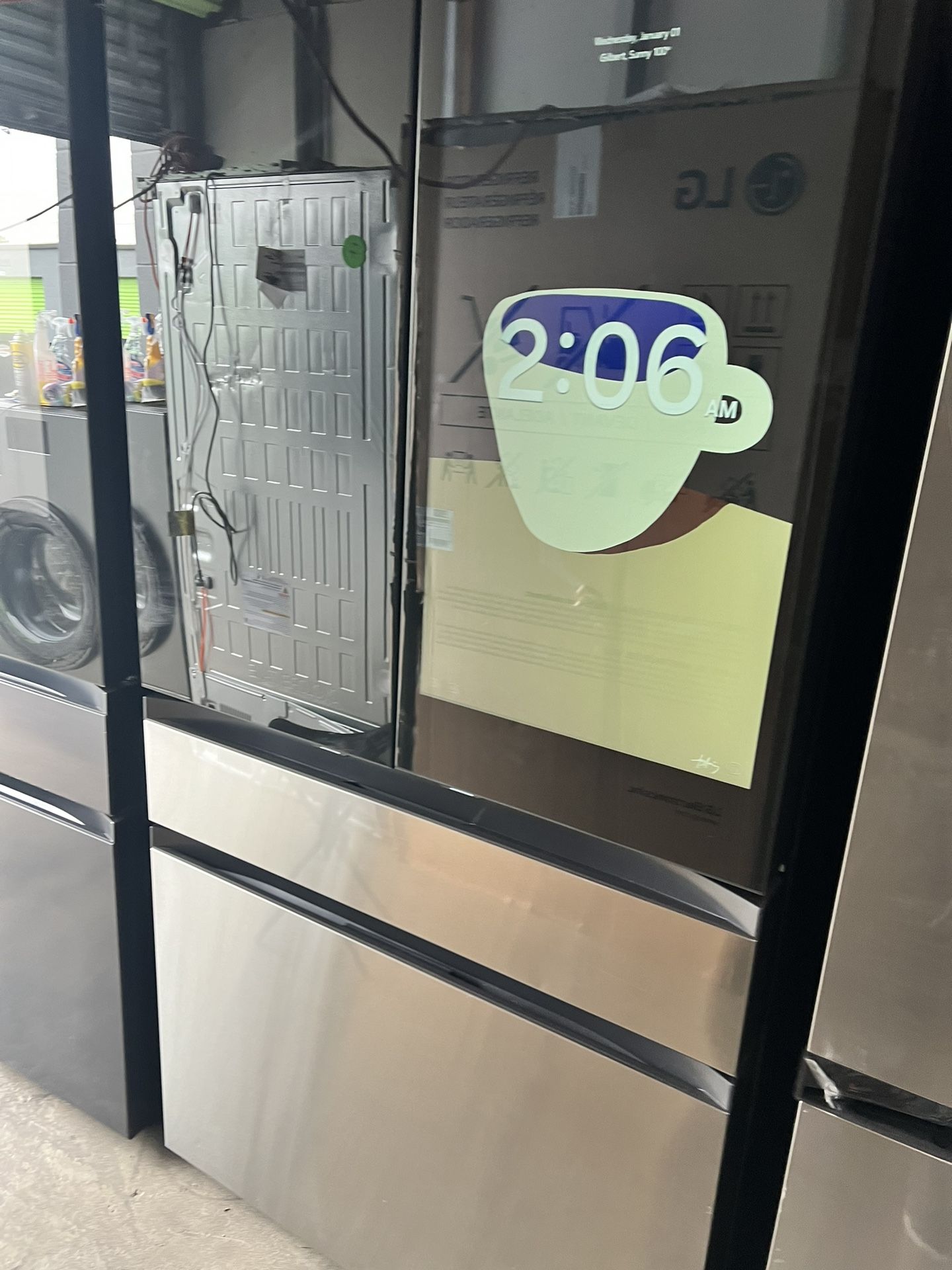 Samsung Bespoke Standard-Depth Family Hub 28.6-cu ft 4 -Door Smart Compatible French Door