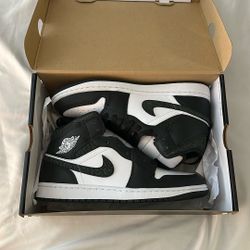 Air Jordan 1 Mid SE