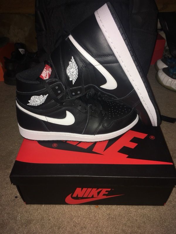 Yin and Yang Air Jordan 1 size 9.5