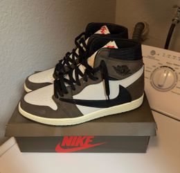 Travis Scott Jordan 1 Size 12 1;1