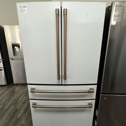 GE ENERGY STAR Cafe French Door 28.7 Cu Ft 36”W, Minimal Cosmetic Wear, 1 Yr Warranty