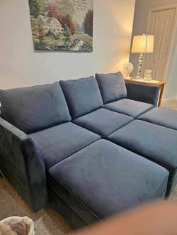 Sectional with storage