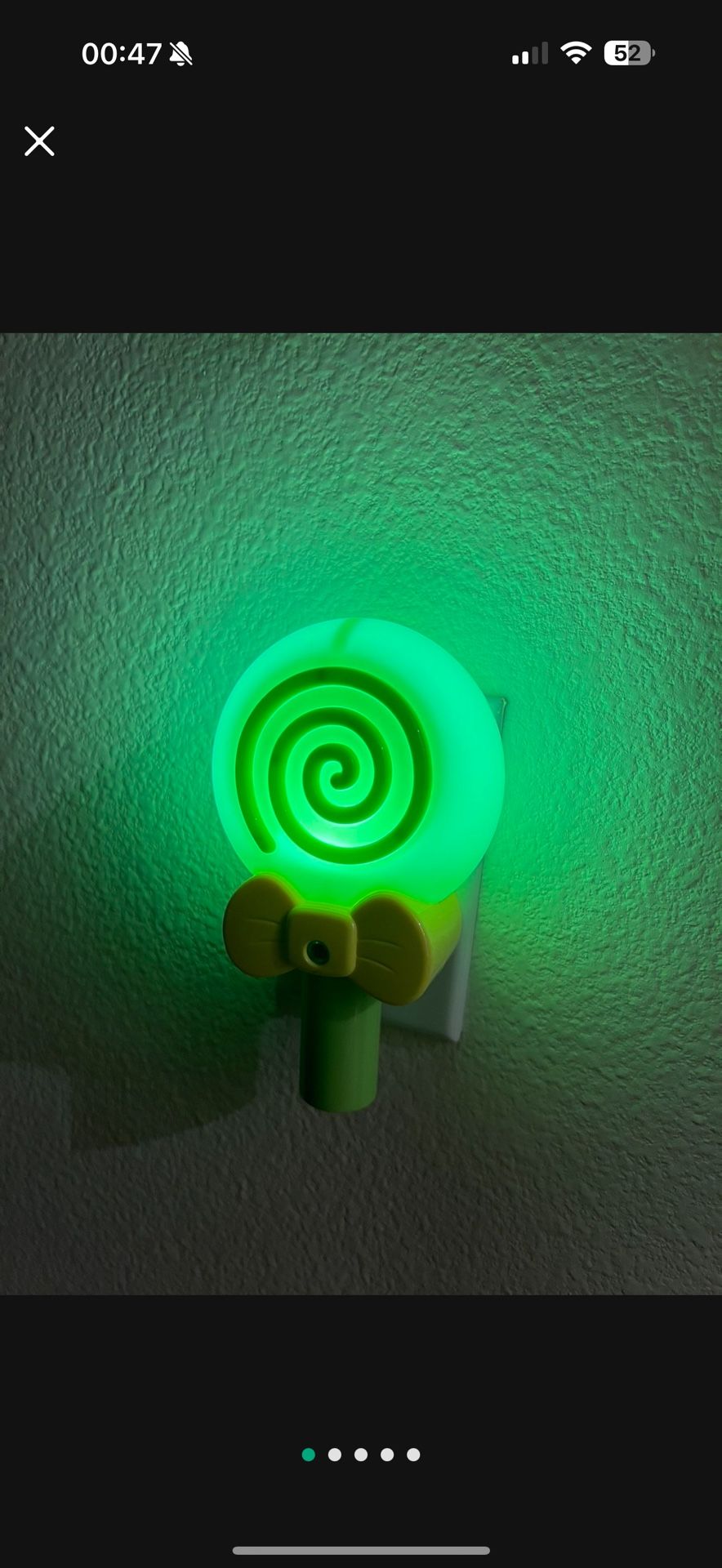 Cute Green Lollipop Night Light with Bow Design - Plug-In LED for Kids’ Rooms and Fun Home Décor