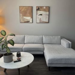 Living Spaces AQUARIUS II hSectional