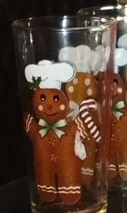 Gingerbread cups