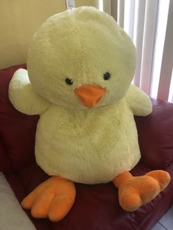 Large stuffed chick 🐥