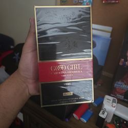 Carolina Herrera Perfume