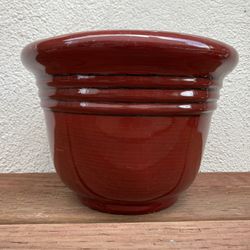 Southern Patio Heavy Plastic Red Pot