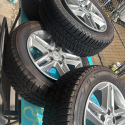 Bridgestone Stud less  Snow, Tires With Factory Wheels  brand new