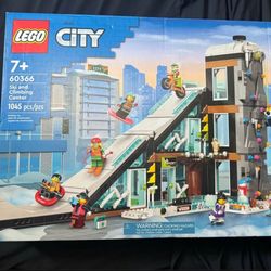 LEGO City Ski and Climbing Center (Retired) Set 60(contact info removed) pcs 