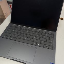 Dell 14 Pro Premium PA14250