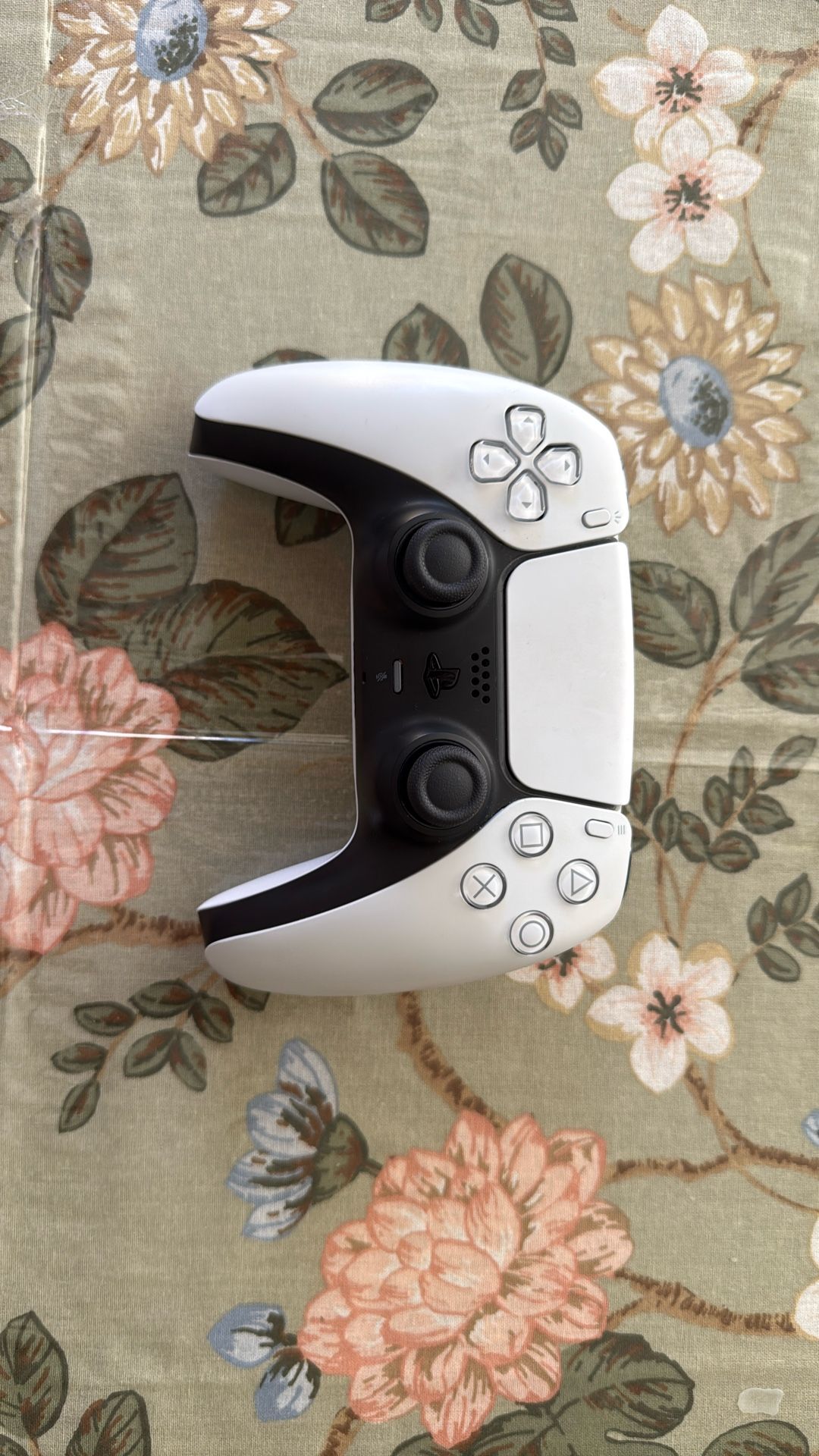 new barely used ps5 controller