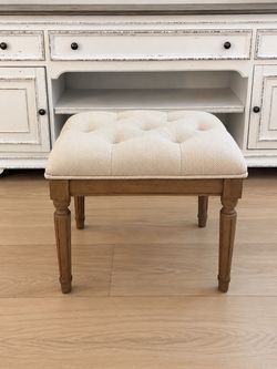 Delilah Vanity Stool