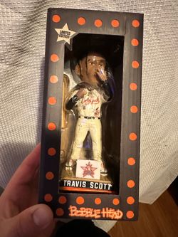 Travis Scott bobblehead 20$