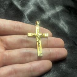 14k Cross Pendant 