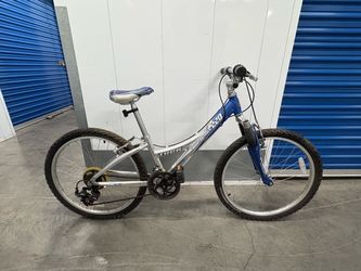 Early 2000 Kids Trek Bike