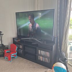 Samsung flat screen smart  TV