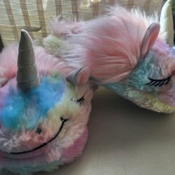 Unicorn Slippers Size 28/29